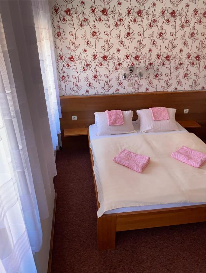 Český Krumlov Pension Falko מראה חיצוני תמונה